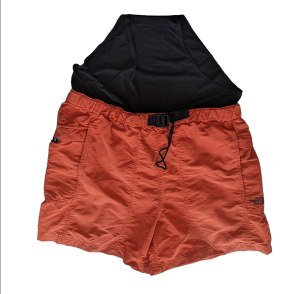 The North Face Vintage Shorts - Picture 6 of 8
